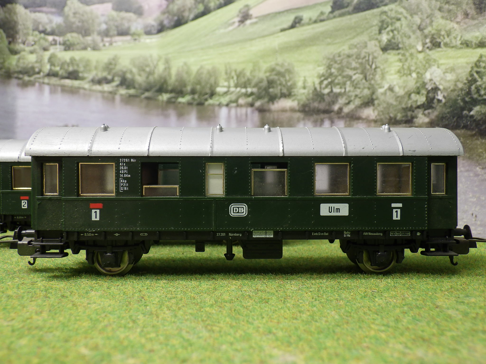 Lima H0 4 Personenwagen 1/2 Kl DB Produktbild 3