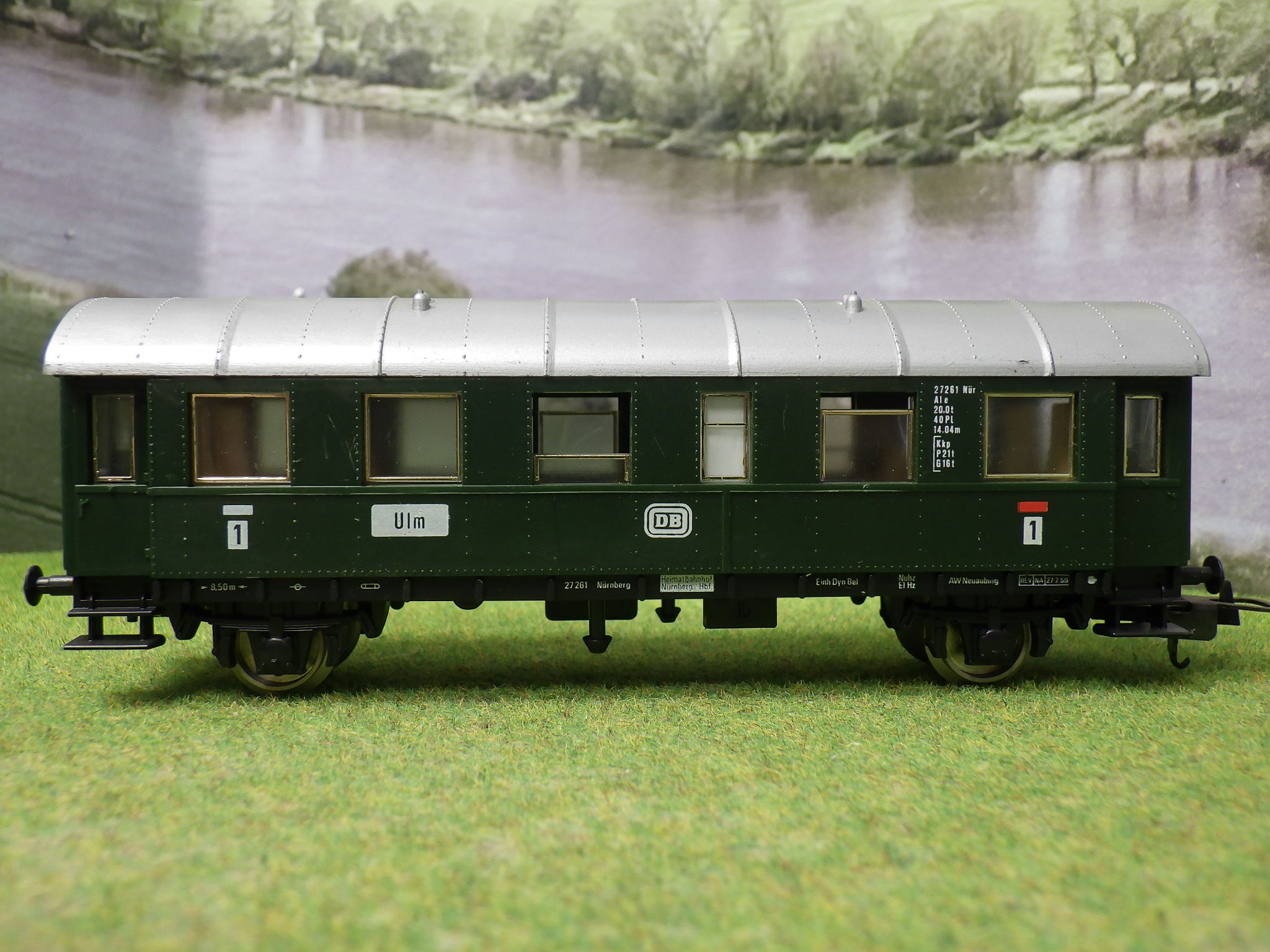 Lima H0 4 Personenwagen 1/2 Kl DB Produktbild 5