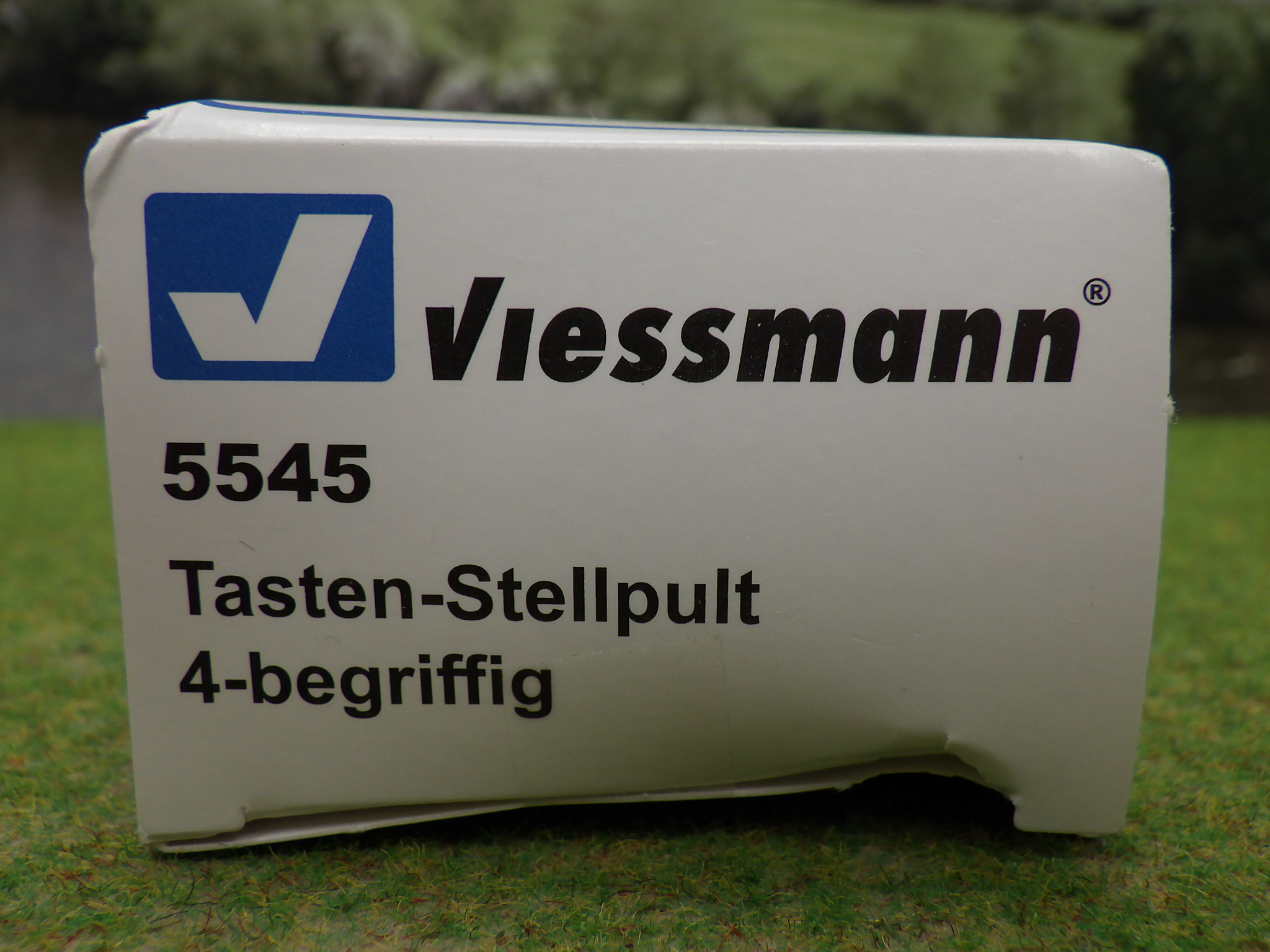 Viessmann 5547 H0  Tasten Stellpulte 2 begriffig  Produktbild 2