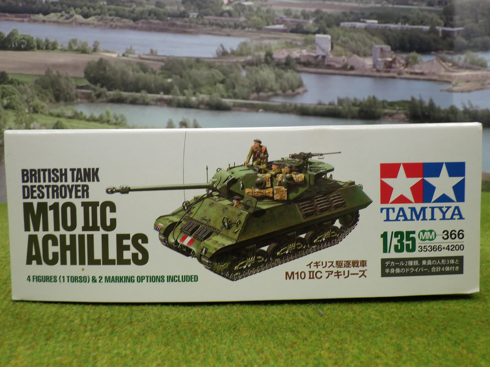 Tamiya 1:35 British Tank Destroyer M10 IIC Achilles in OVP Produktbild 2