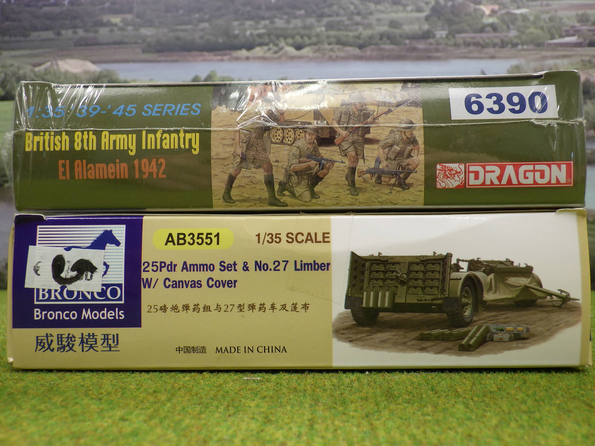 Bronco etc 1/35 Konvolut vers. Figuren, Ammunition etc in OVP Produktbild 3
