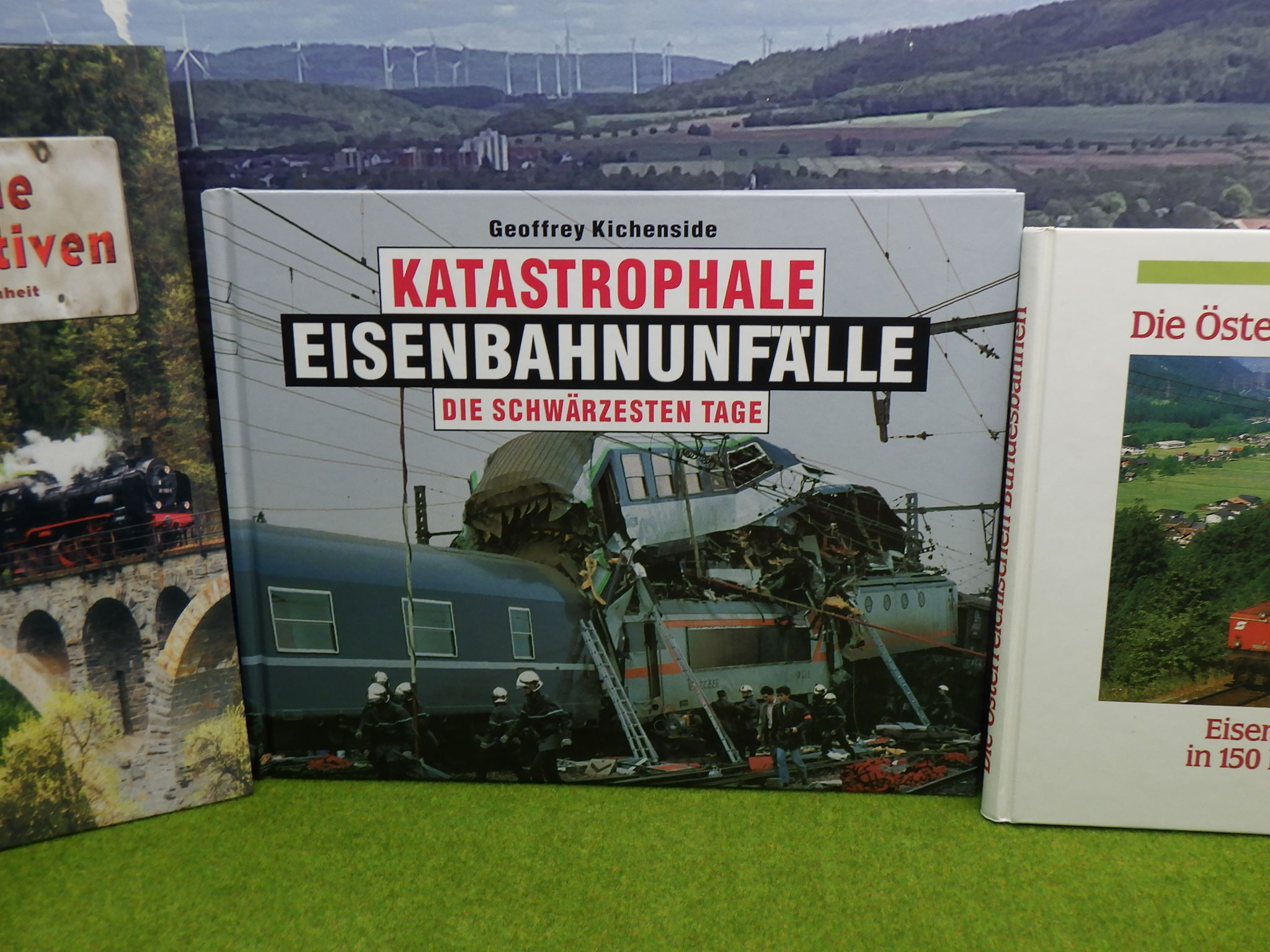verschiedene Fachbücher Romantische Dampflokomotiven etc  Produktbild 3